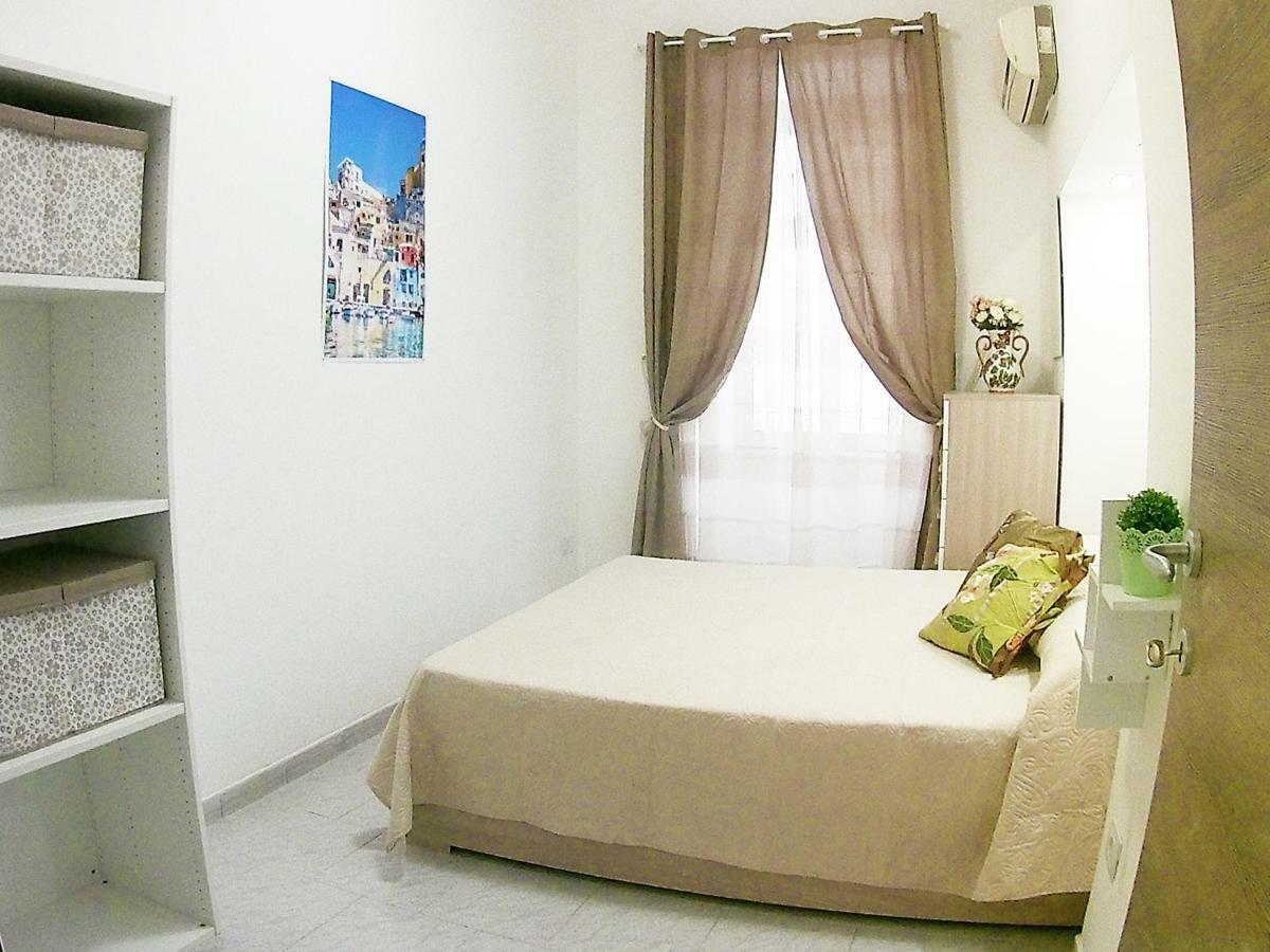 Core A Core Apartment نابولي المظهر الخارجي الصورة
